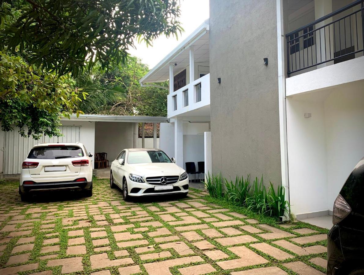 Belmond Lake Hotel Anuradhapura Exterior photo